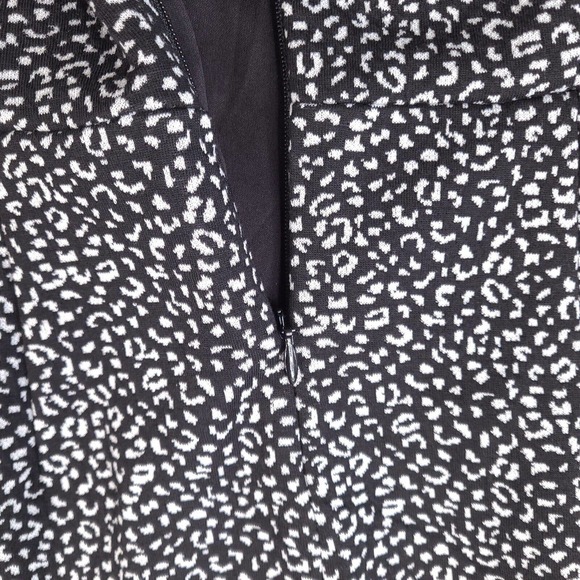 Banana Republic Dress Womens Size 0 Black Gray Keyhole Front Zip Back - Picture 11 of 16